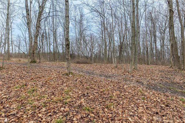 10671 Green Apple Road, Miamisburg, OH 45342