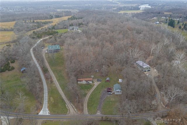 10671 Green Apple Road, Miamisburg, OH 45342