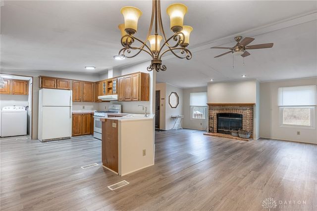 10671 Green Apple Road, Miamisburg, OH 45342