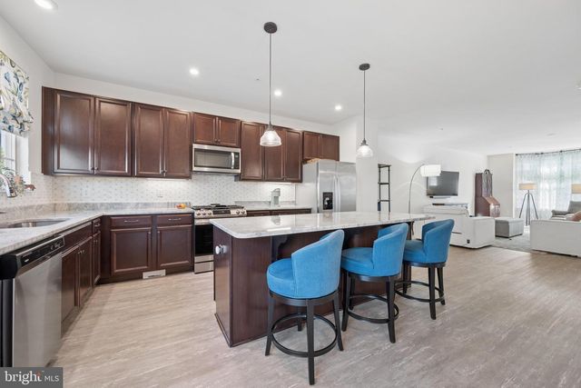 8463 RANDELL RIDGE RD, Frederick, MD 21704
