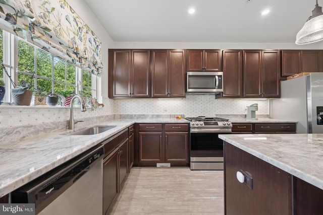 8463 RANDELL RIDGE RD, Frederick, MD 21704