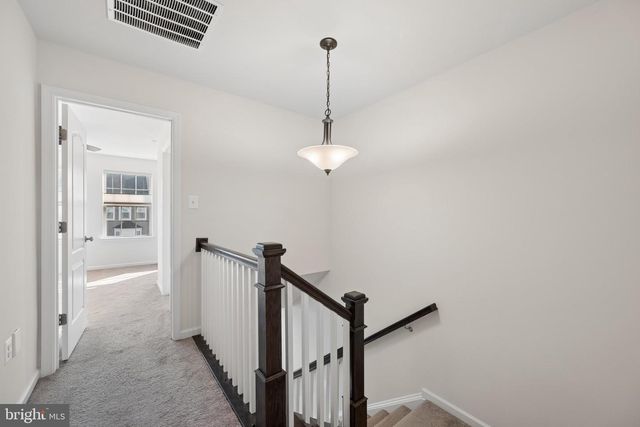 8463 RANDELL RIDGE RD, Frederick, MD 21704