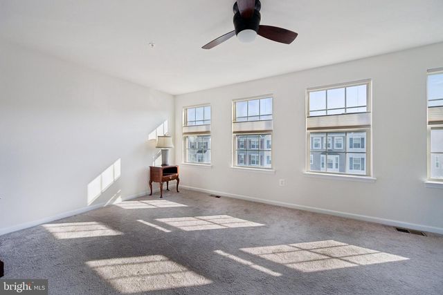 8463 RANDELL RIDGE RD, Frederick, MD 21704