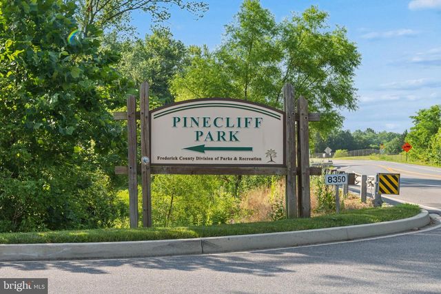 8463 RANDELL RIDGE RD, Frederick, MD 21704
