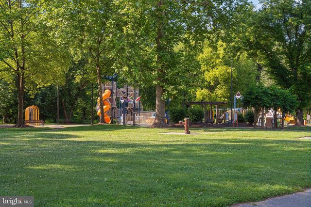 8463 RANDELL RIDGE RD, Frederick, MD 21704
