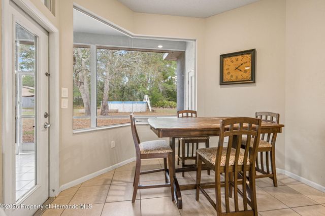 11128 Lomita Wren Road, Weeki Wachee, FL 34614