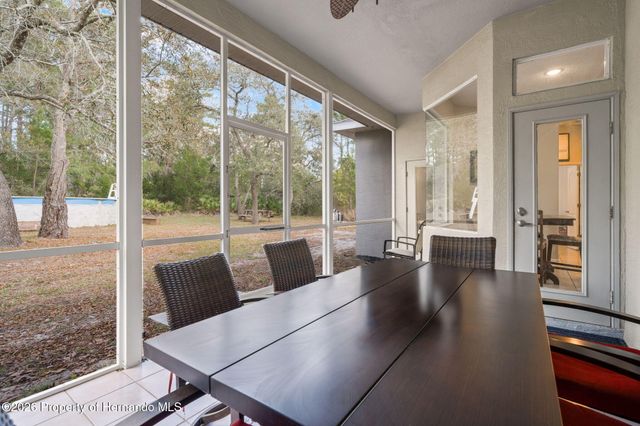 11128 Lomita Wren Road, Weeki Wachee, FL 34614