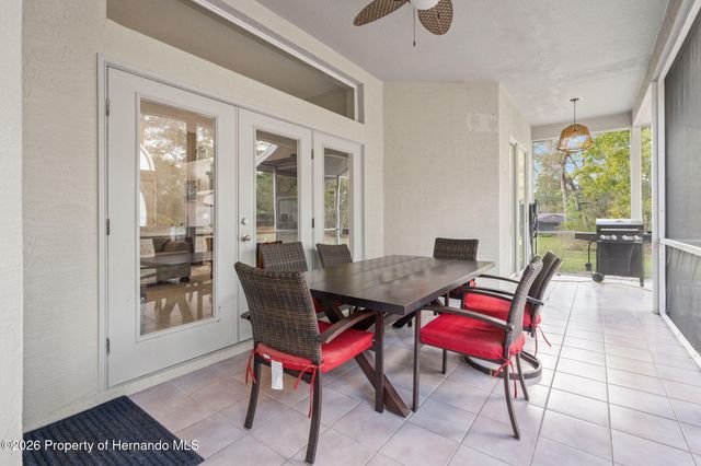 11128 Lomita Wren Road, Weeki Wachee, FL 34614