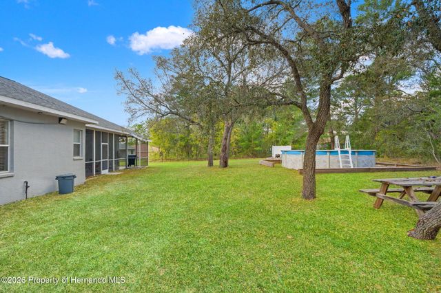 11128 Lomita Wren Road, Weeki Wachee, FL 34614