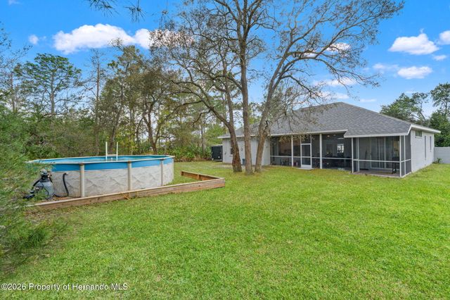 11128 Lomita Wren Road, Weeki Wachee, FL 34614