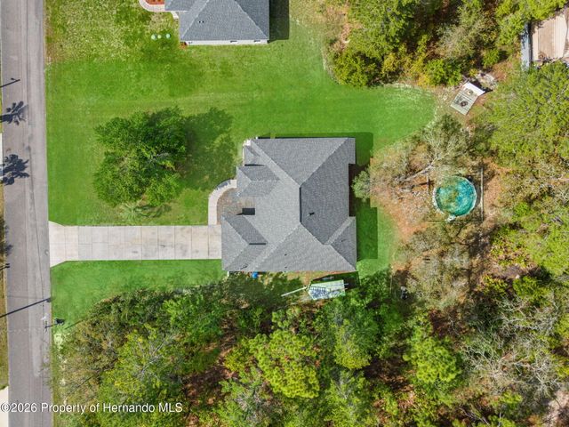 11128 Lomita Wren Road, Weeki Wachee, FL 34614