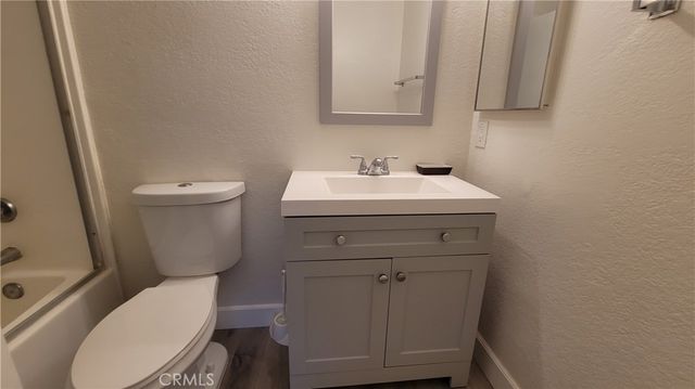1112 S Cypress Avenue 28, Ontario, CA 91762