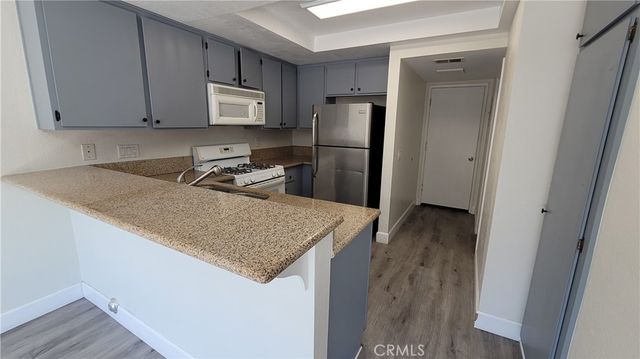 1112 S Cypress Avenue 28, Ontario, CA 91762