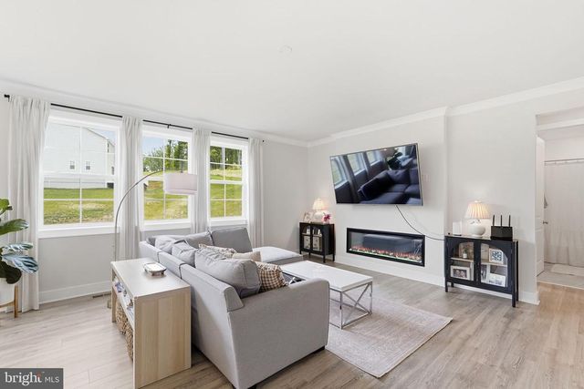 3451 WOODED RUN DR, Broad Run, VA 20137