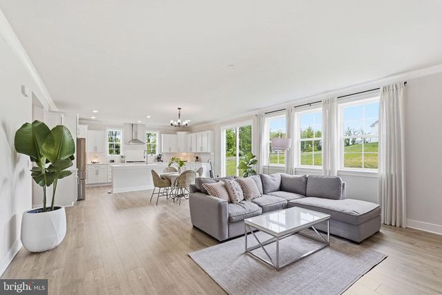 3451 WOODED RUN DR, Broad Run, VA 20137