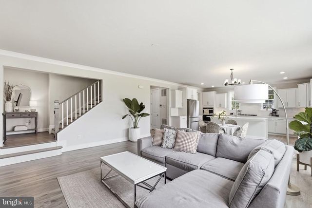 3451 WOODED RUN DR, Broad Run, VA 20137