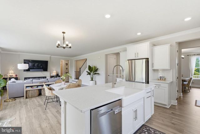 3451 WOODED RUN DR, Broad Run, VA 20137