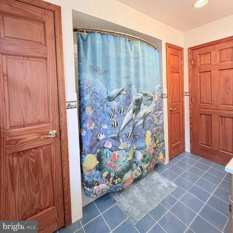 620 COLUMBIA RD, Egg Harbor City, NJ 08215