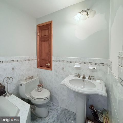 620 COLUMBIA RD, Egg Harbor City, NJ 08215