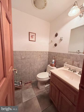 620 COLUMBIA RD, Egg Harbor City, NJ 08215