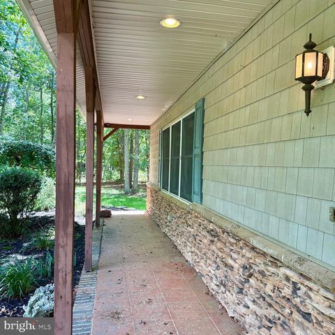 620 COLUMBIA RD, Egg Harbor City, NJ 08215