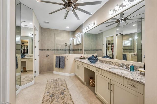 12746 Dundee LN, Naples, FL 34120