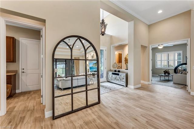 12746 Dundee LN, Naples, FL 34120