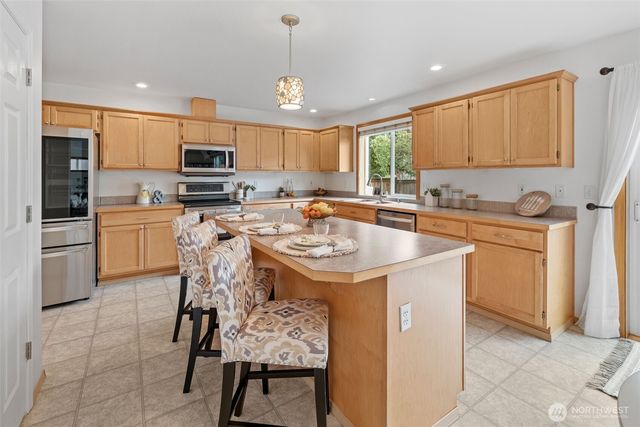 9107 189th Street E, Puyallup, WA 98375