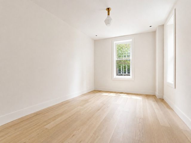 109 Willow St Apt 2, New York City, NY 11201