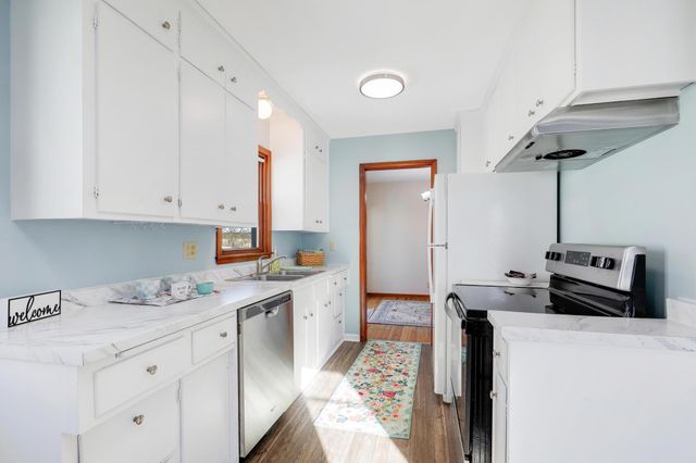 8396 Heron Avenue S, Cottage Grove, MN 55016