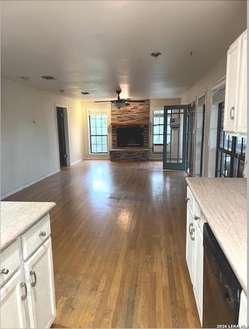 2496 BAY HL, Bulverde, TX 78163