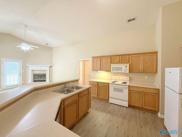 106 Tallmadge Court SW, Huntsville, AL 35824
