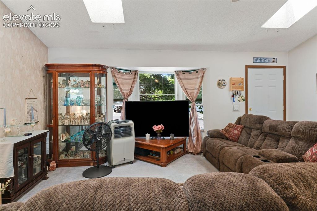 6555 Montarbor Drive, Colorado Springs, CO 80918 — photo 5