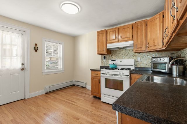 3 Old Morton St, Boston, MA 02126