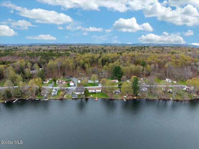 187 Lake Road, Westerlo, NY 12023