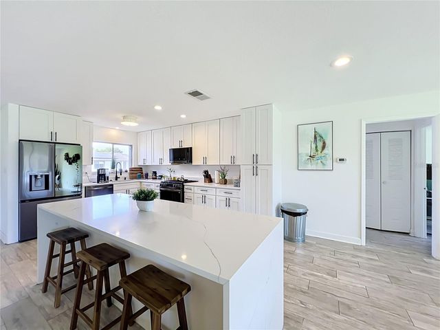5501 MEMORIAL DRIVE, Orlando, FL 32821