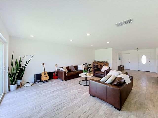 5501 MEMORIAL DRIVE, Orlando, FL 32821