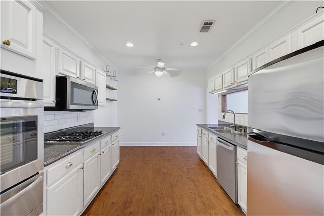 5356 Brooke Ridge Drive, Atlanta, GA 30338