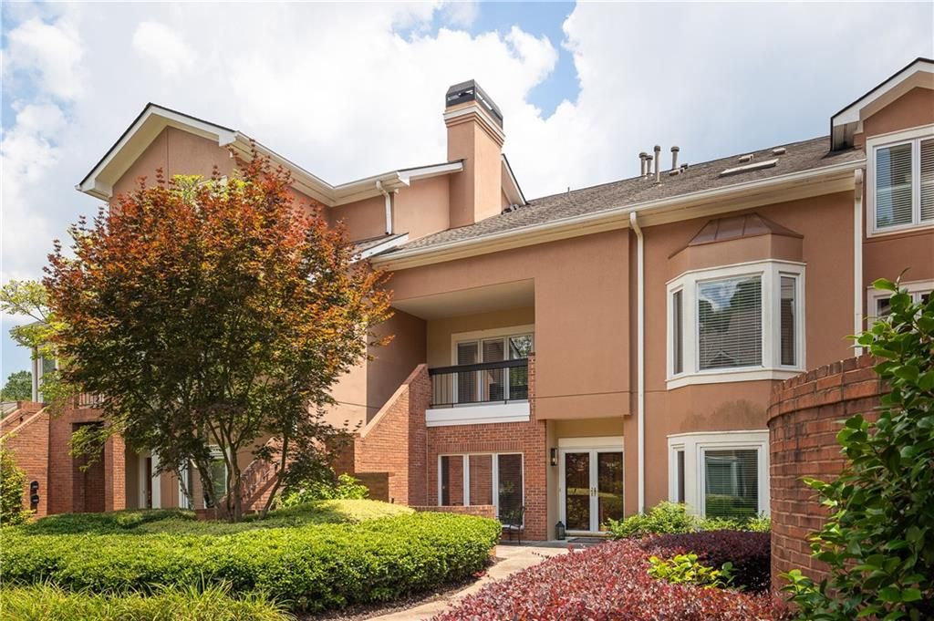 5356 Brooke Ridge Drive, Atlanta, GA 30338