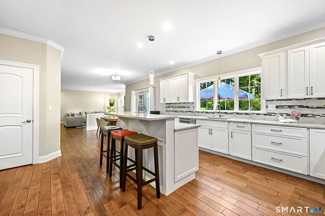 220 Haviland Road, Ridgefield, CT 06877