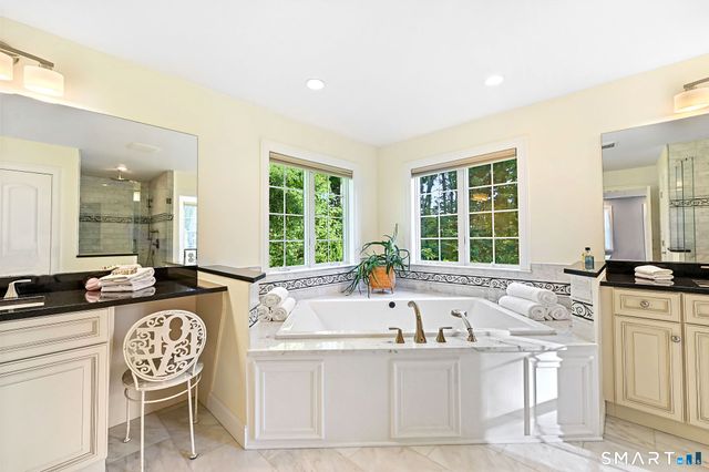 220 Haviland Road, Ridgefield, CT 06877