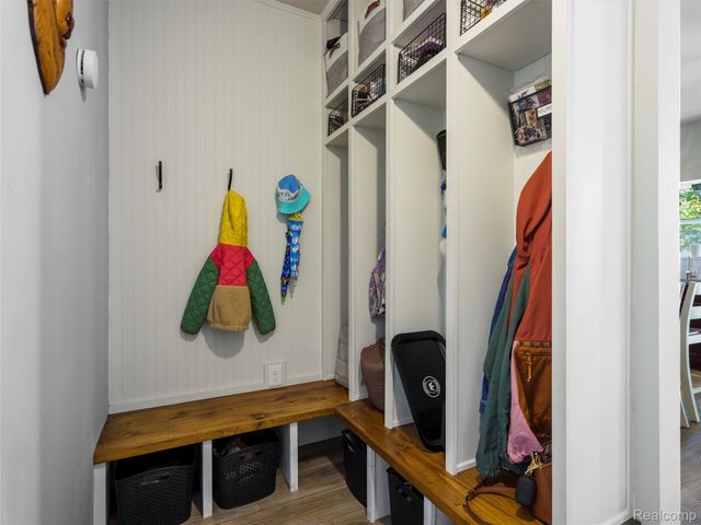 5559 Radiant Avenue, Howell, MI 48855