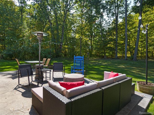 5559 Radiant Avenue, Howell, MI 48855