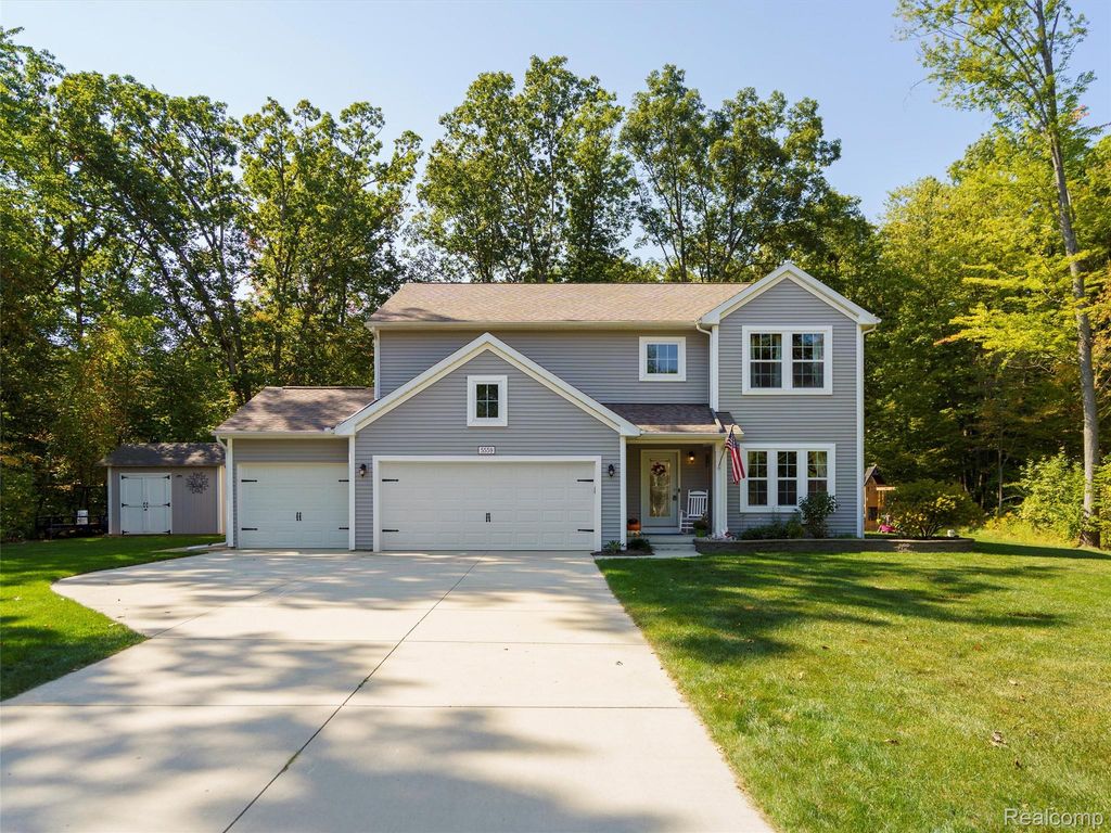 5559 Radiant Avenue, Howell, MI 48855