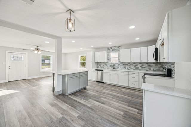 4500 Wellesley Avenue, Fort Worth, TX 76107