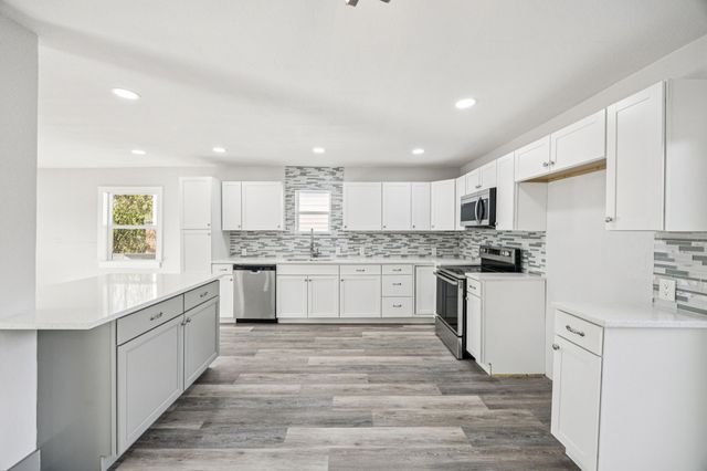 4500 Wellesley Avenue, Fort Worth, TX 76107