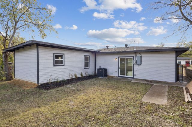 4500 Wellesley Avenue, Fort Worth, TX 76107