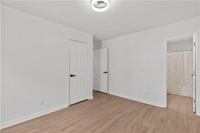 24 James SQ, Williamsburg, VA 23185