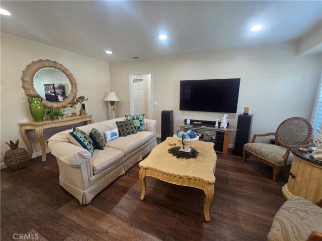 10613 Shellyfield, Downey, CA 90241