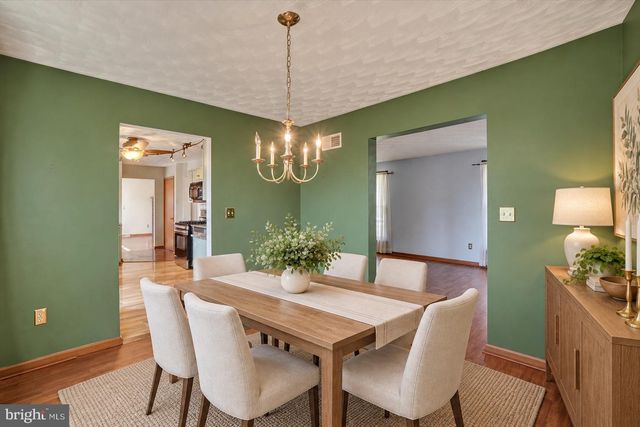 187 E SCARBOROUGH FARE, Stewartstown, PA 17363